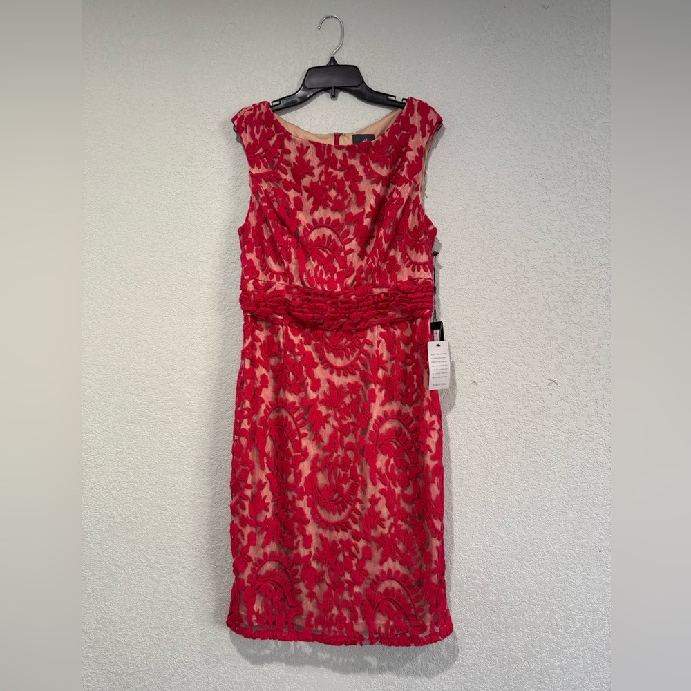 Adrianna Papell Elegant Red Laced Midi Cocktail Dress